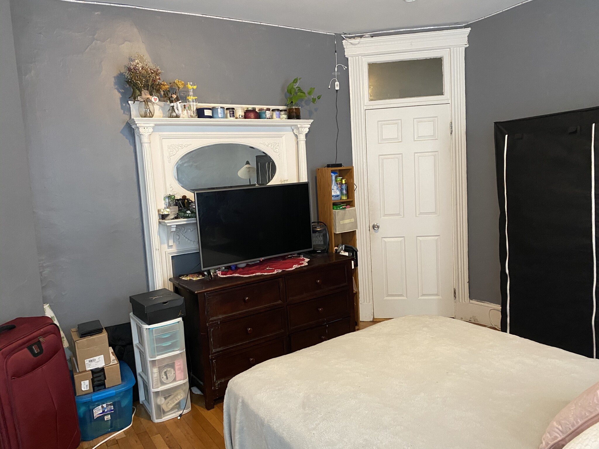 3 bed, 1 bath apartment for rent at 1325 Commonwealth Ave Unit 21, Allston — photo 14 of 21