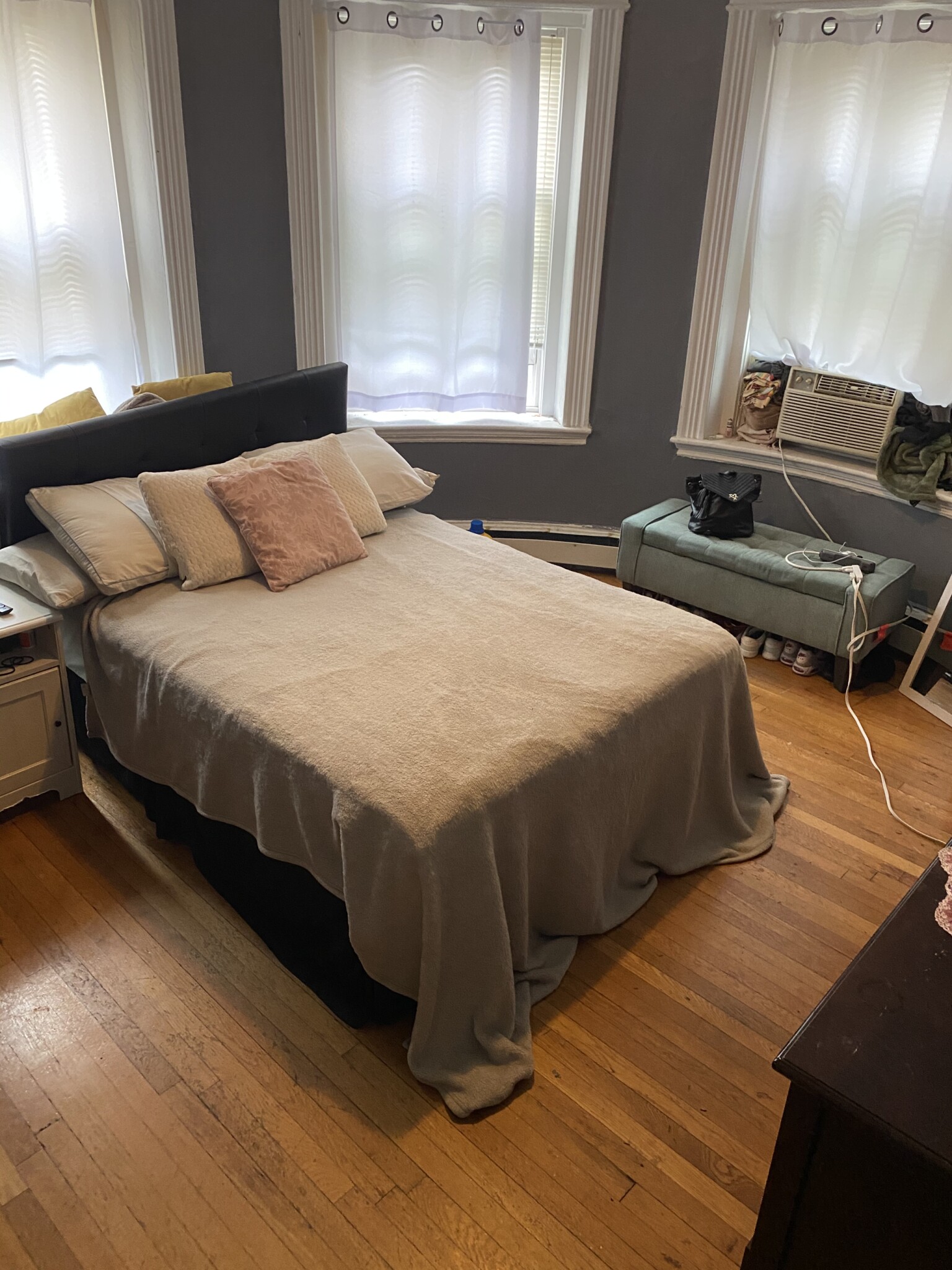 3 bed, 1 bath apartment for rent at 1325 Commonwealth Ave Unit 21, Allston — photo 21 of 21