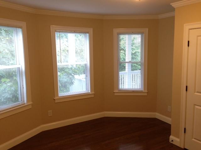 39 Glen Rd, Jamaica Plain