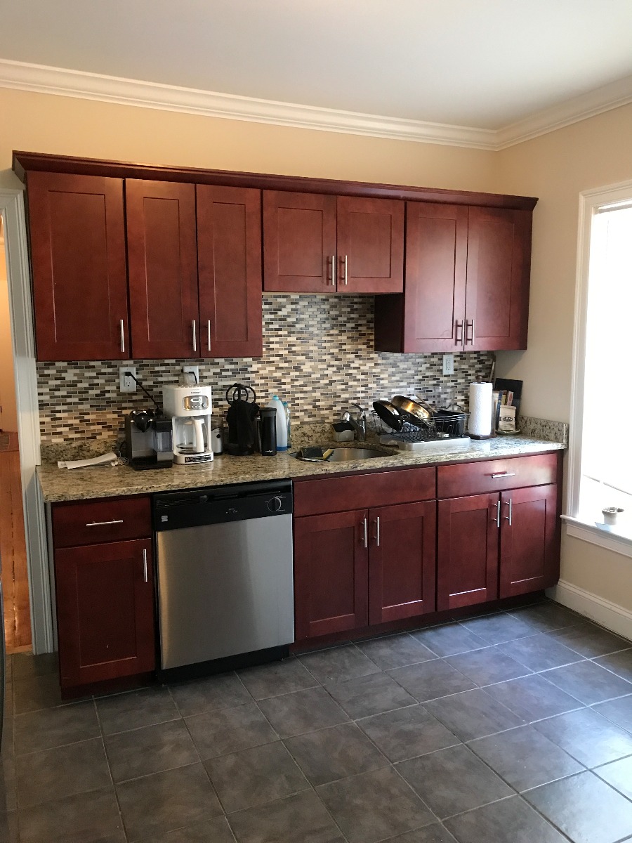 4 bed, 1 bath apartment for rent at 33 Dix St Unit 1, Dorchester