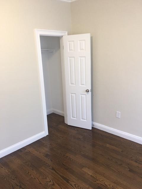 14 Townsend St, Roxbury