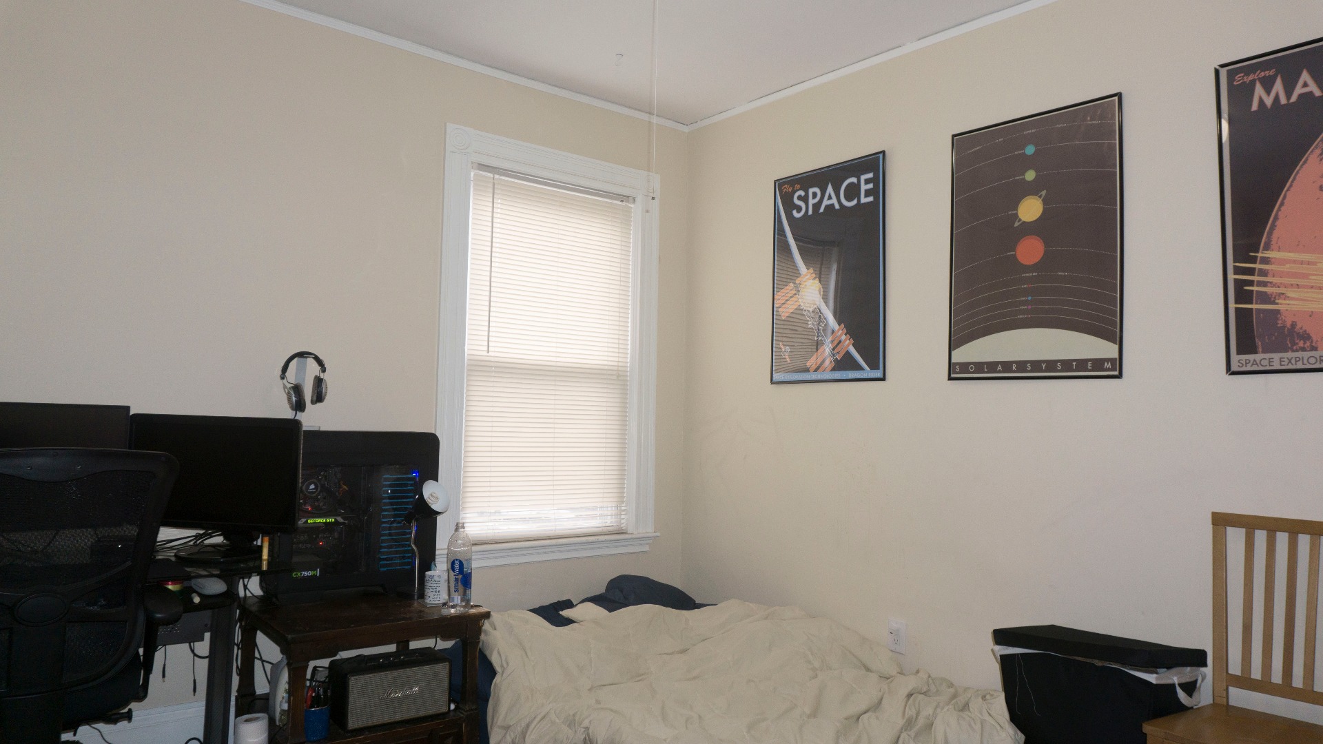 4 bed, 1 bath apartment for rent at 33 Dix St Unit 2, Dorchester — photo 7 of 8
