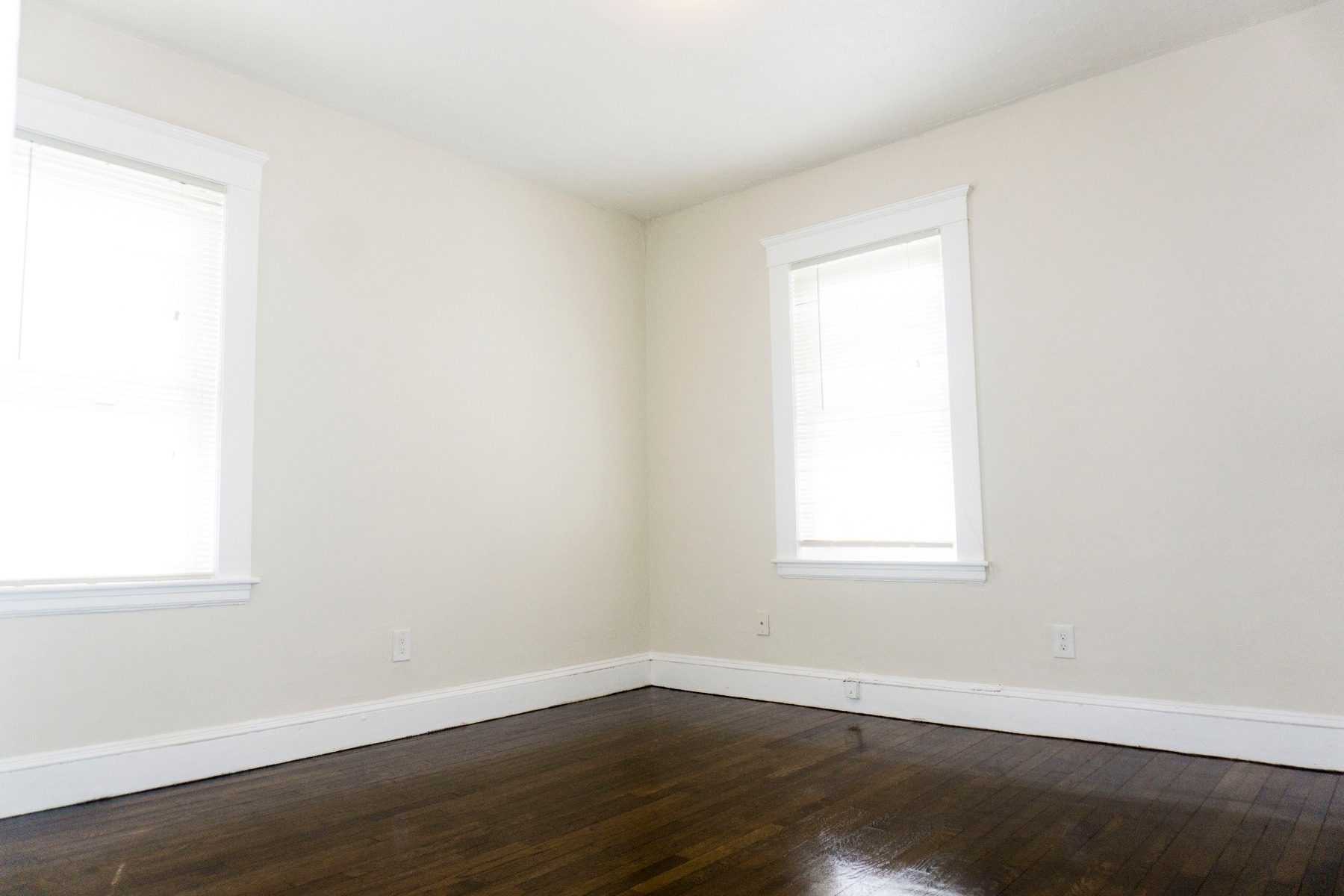2 bed, 1 bath apartment for rent at 26 School St Unit 6, Jamaica Plain — photo 6 of 9