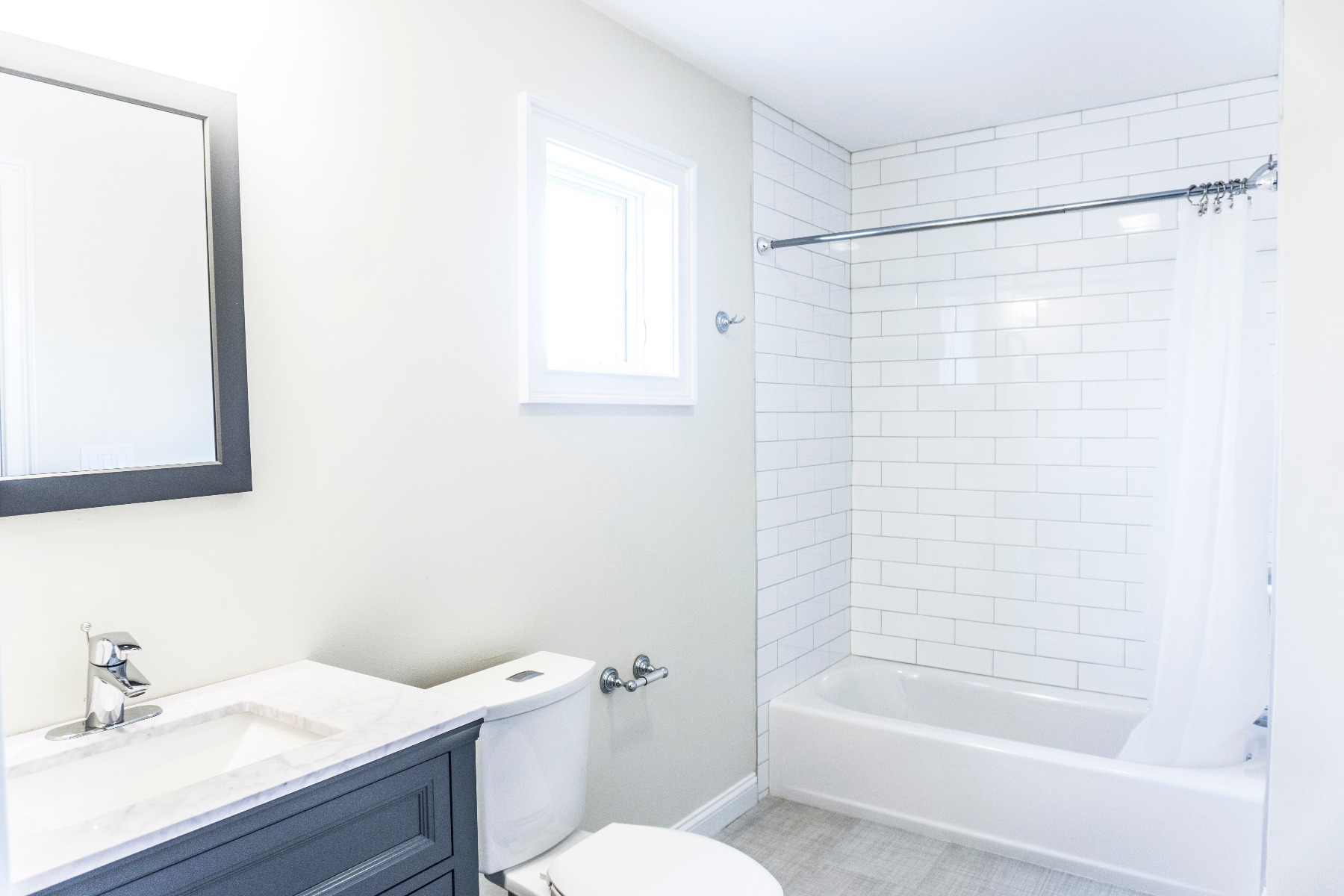5 bed, 1.5 bath apartment for rent at 2599 Washington St Unit 1, Roxbury — photo 6 of 7