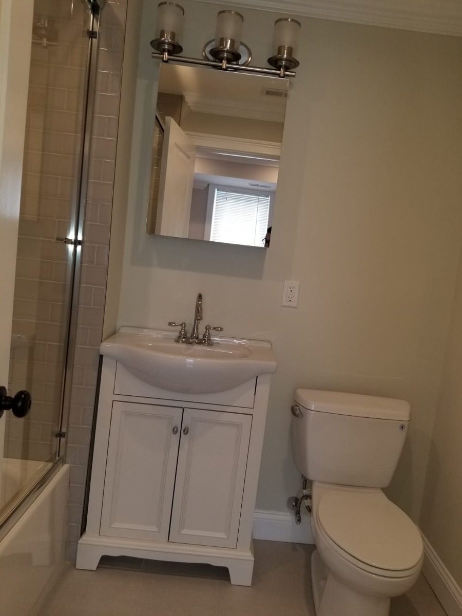 3 bed, 1 bath apartment for rent at 39 West Walnut Park Unit 2, Roxbury — photo 9 of 12