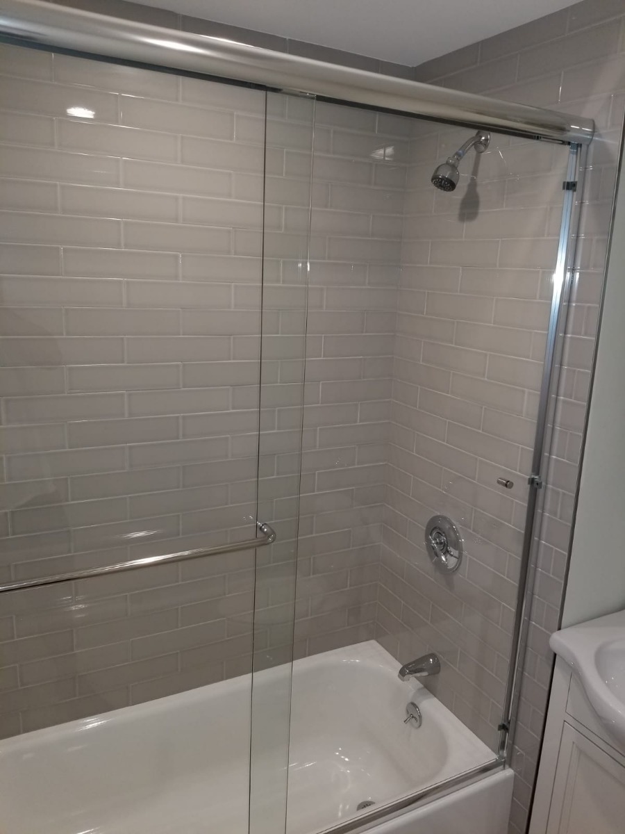 3 bed, 1 bath apartment for rent at 39 West Walnut Park Unit 2, Roxbury — photo 11 of 12