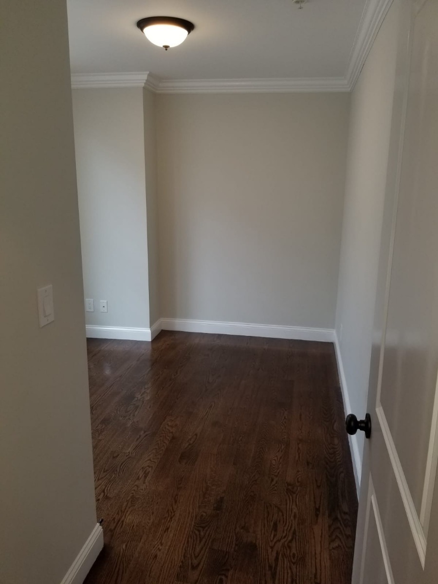 41 Walnut Park, Roxbury