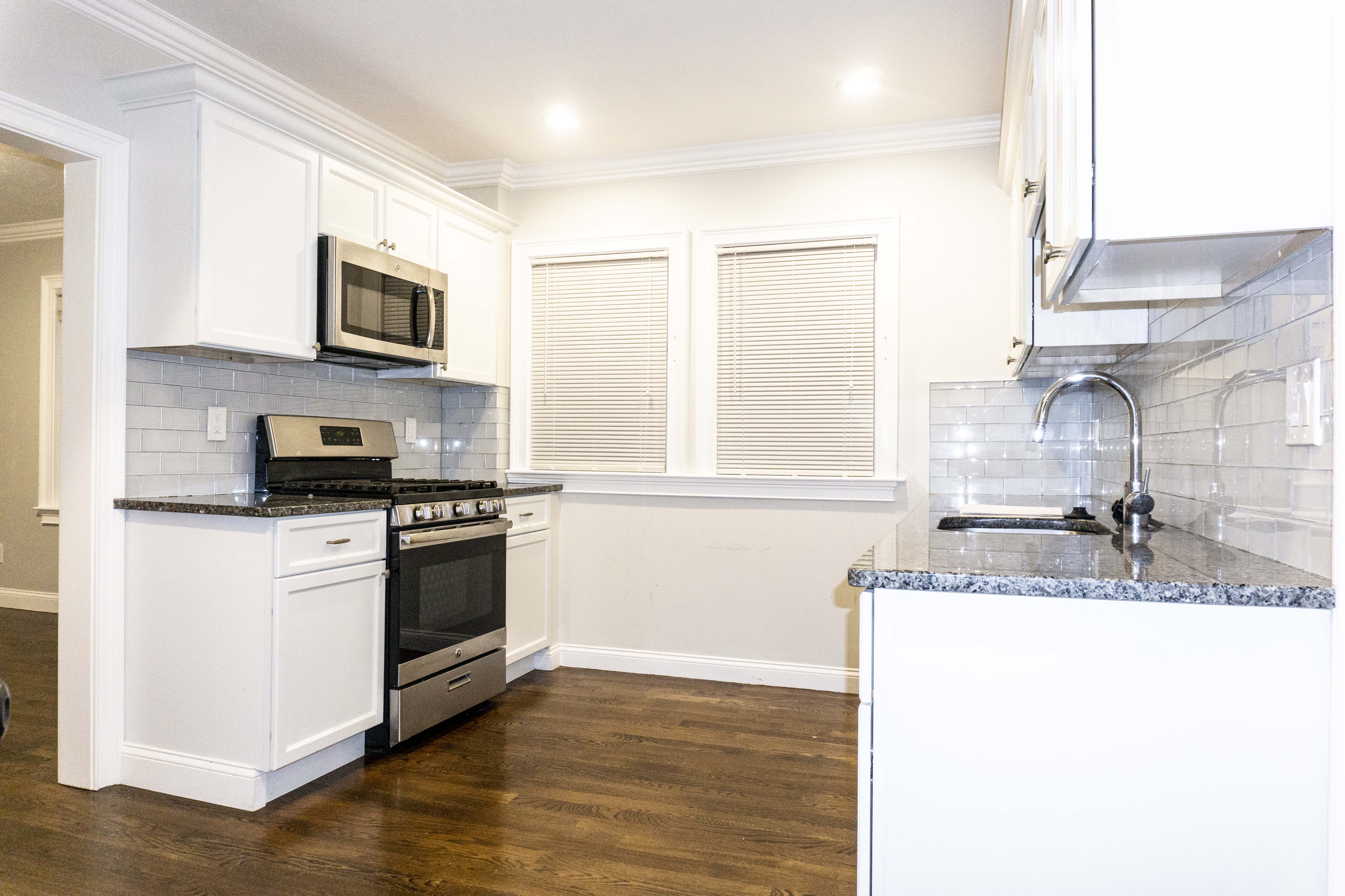 2 bed, 1 bath apartment for rent at 26 School St Unit 6, Jamaica Plain