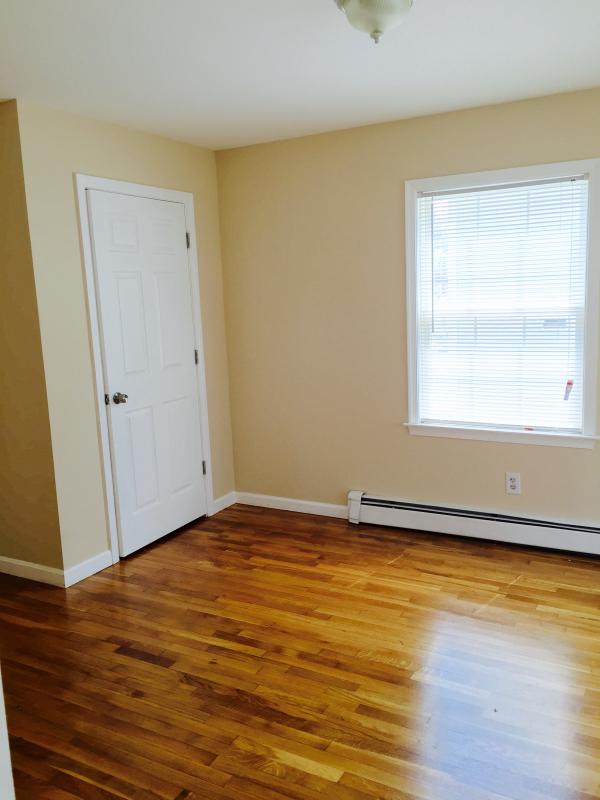 31 Juniper St, Roxbury