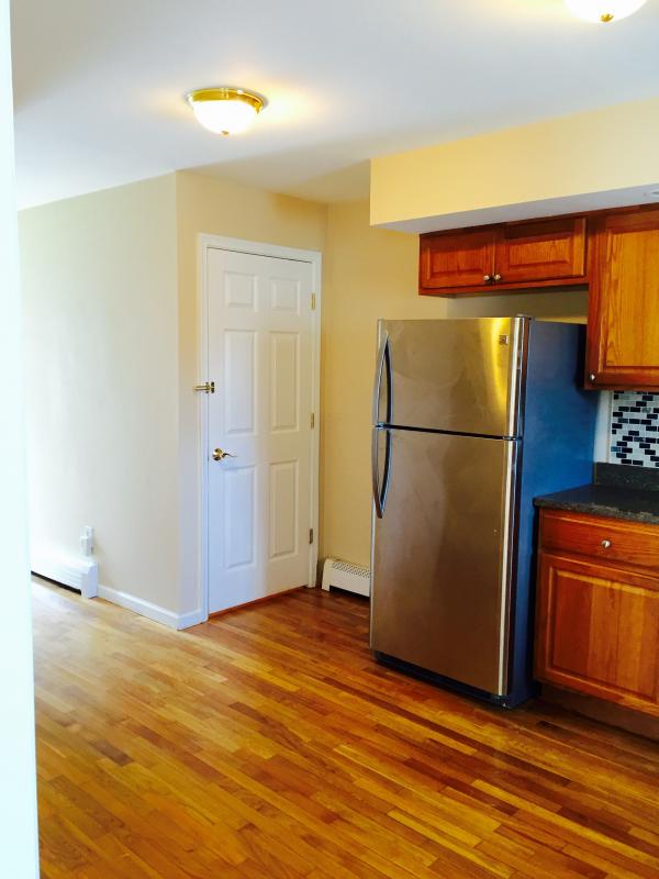 31 Juniper St, Roxbury