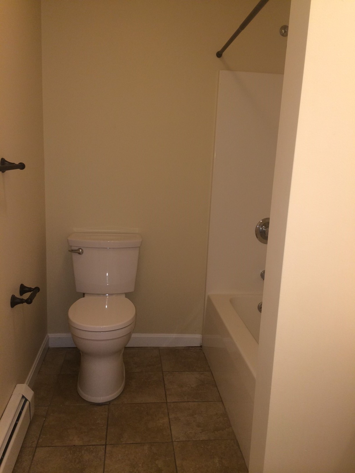 5 bed, 2 bath apartment for rent at 2595 Washington St, Roxbury — photo 9 of 9