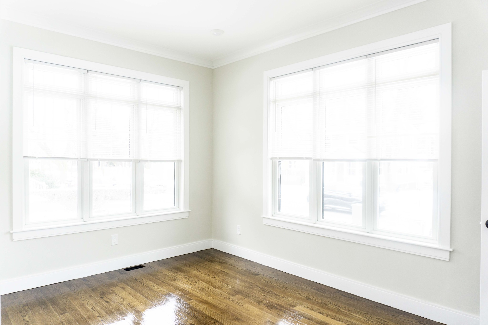 3 bed, 2 bath apartment for rent at 54 Athol St Unit 1a, Allston — photo 4 of 9