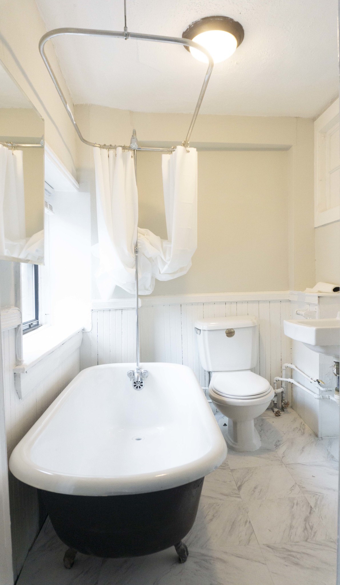 147 Charles St, Beacon Hill