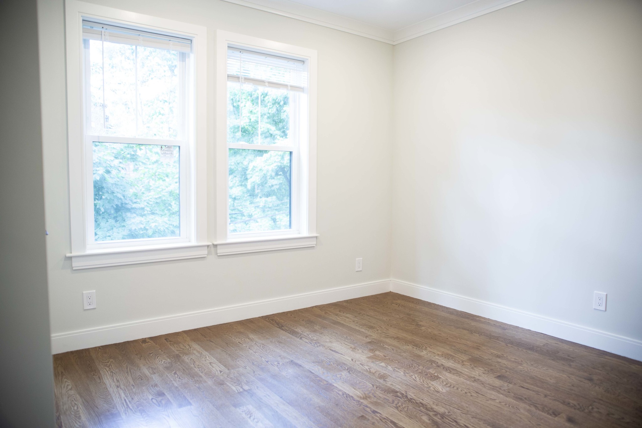 4 bed, 2 bath apartment for rent at 55 Quint Ave Unit 2, Allston — photo 8 of 12