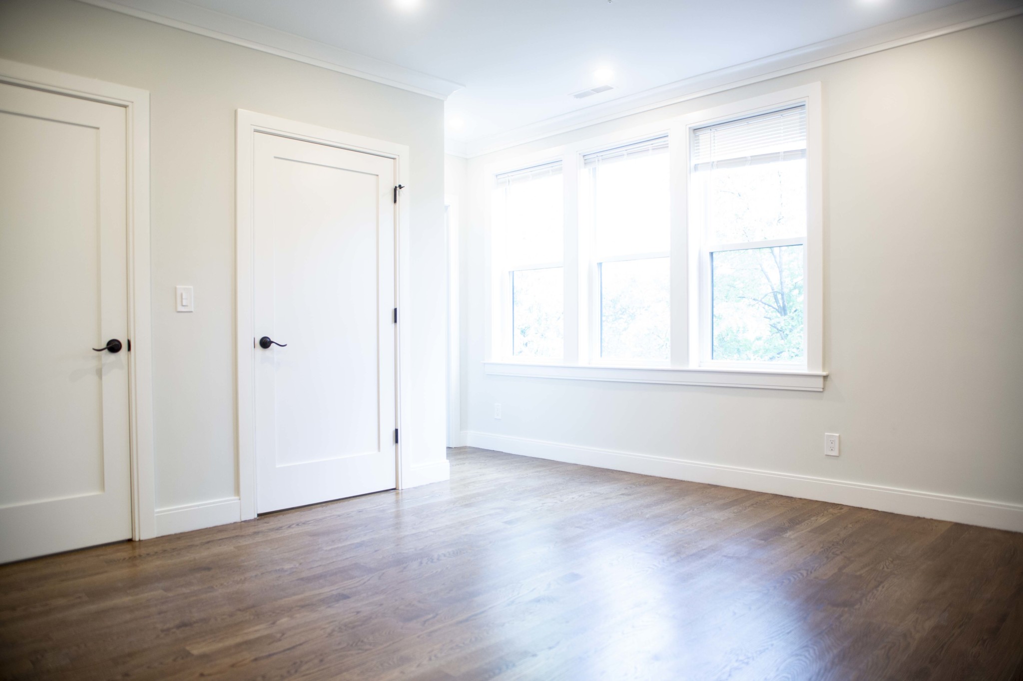 4 bed, 2 bath apartment for rent at 55 Quint Ave Unit 2, Allston — photo 9 of 12