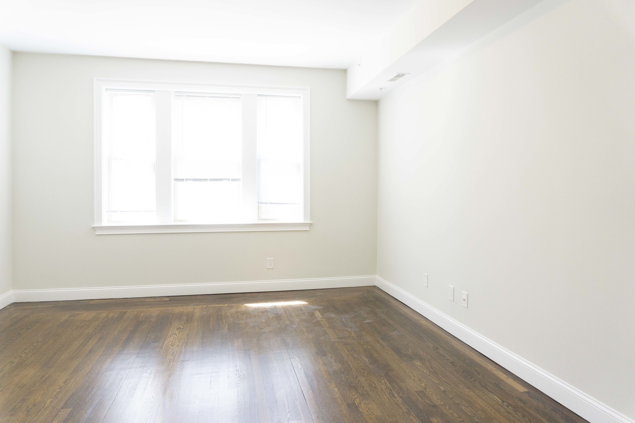 Photos of apartment on Commonwealth Ave.,Boston MA 02135