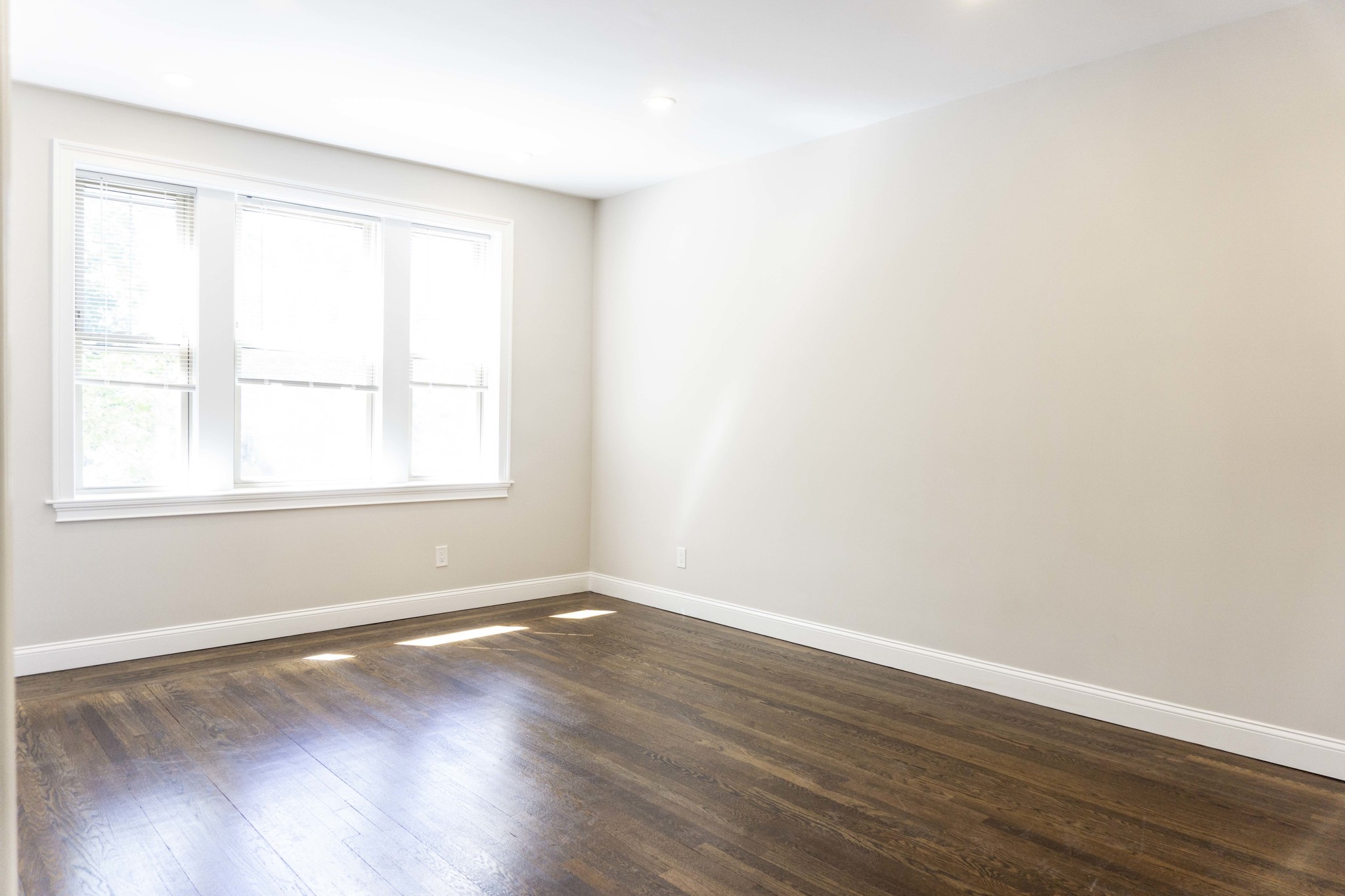 2017 Commonwealth Ave, Brighton