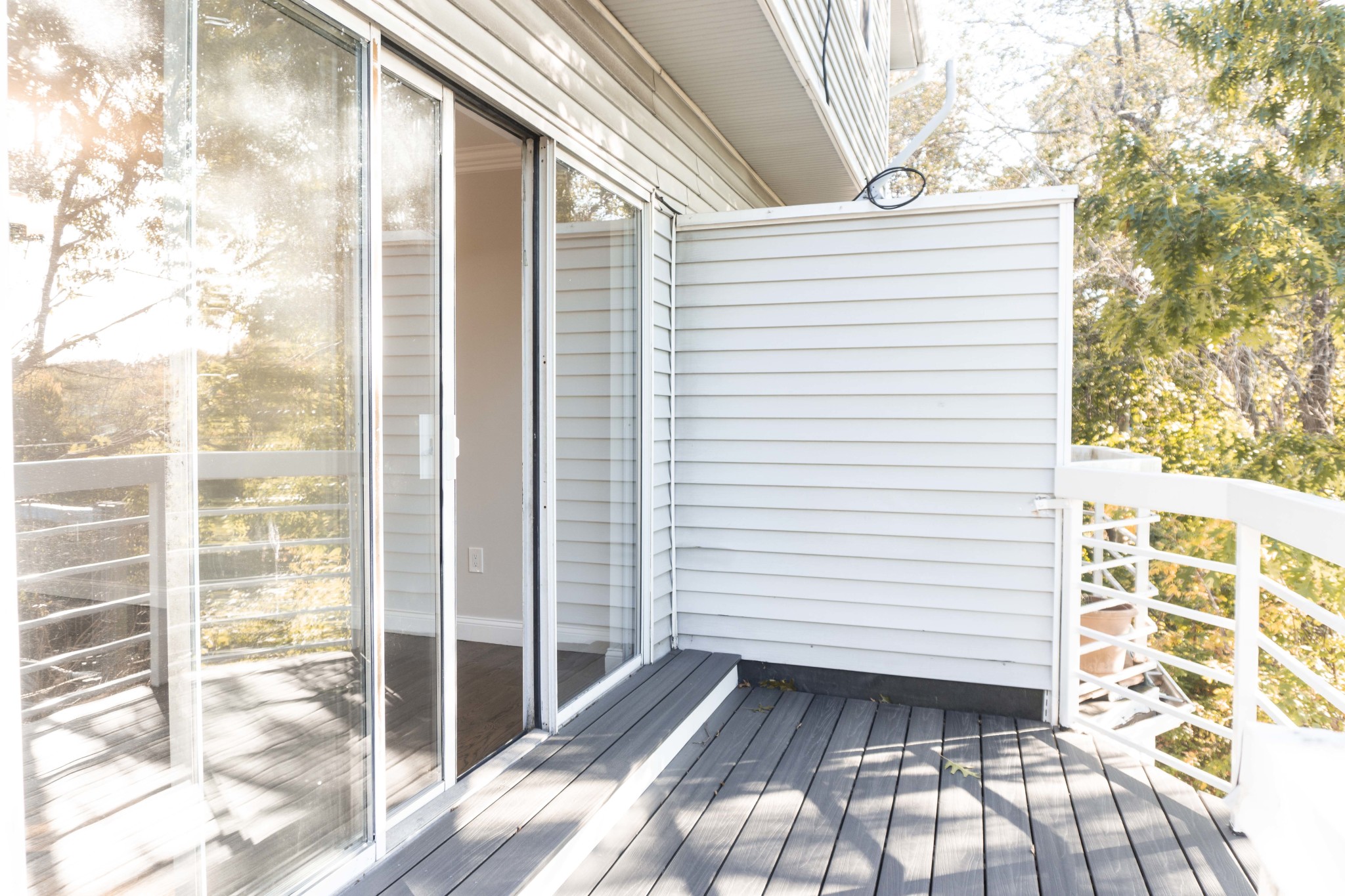 391 Hyde Park Ave, Jamaica Plain