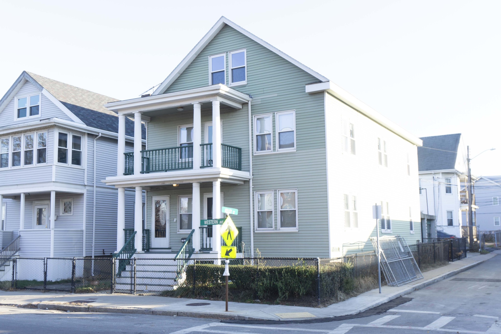 3 bed, 1 bath apartment for rent at 474 Western Ave Unit 1, Brighton — photo 12 of 13