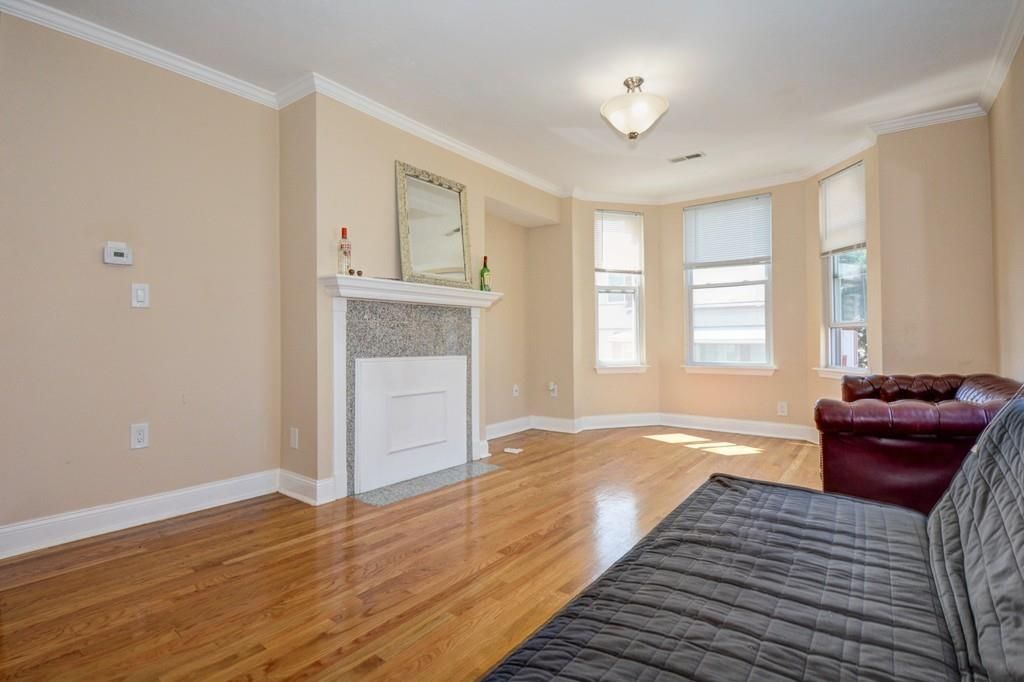 5 bed, 2 bath apartment for rent at 408 Seaver St Unit 2, Dorchester — photo 3 of 6