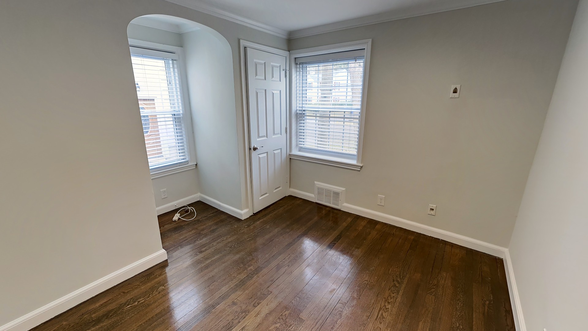 6 bed, 3 bath apartment for rent at 23 Drew Rd, Chestnut Hill — photo 9 of 17