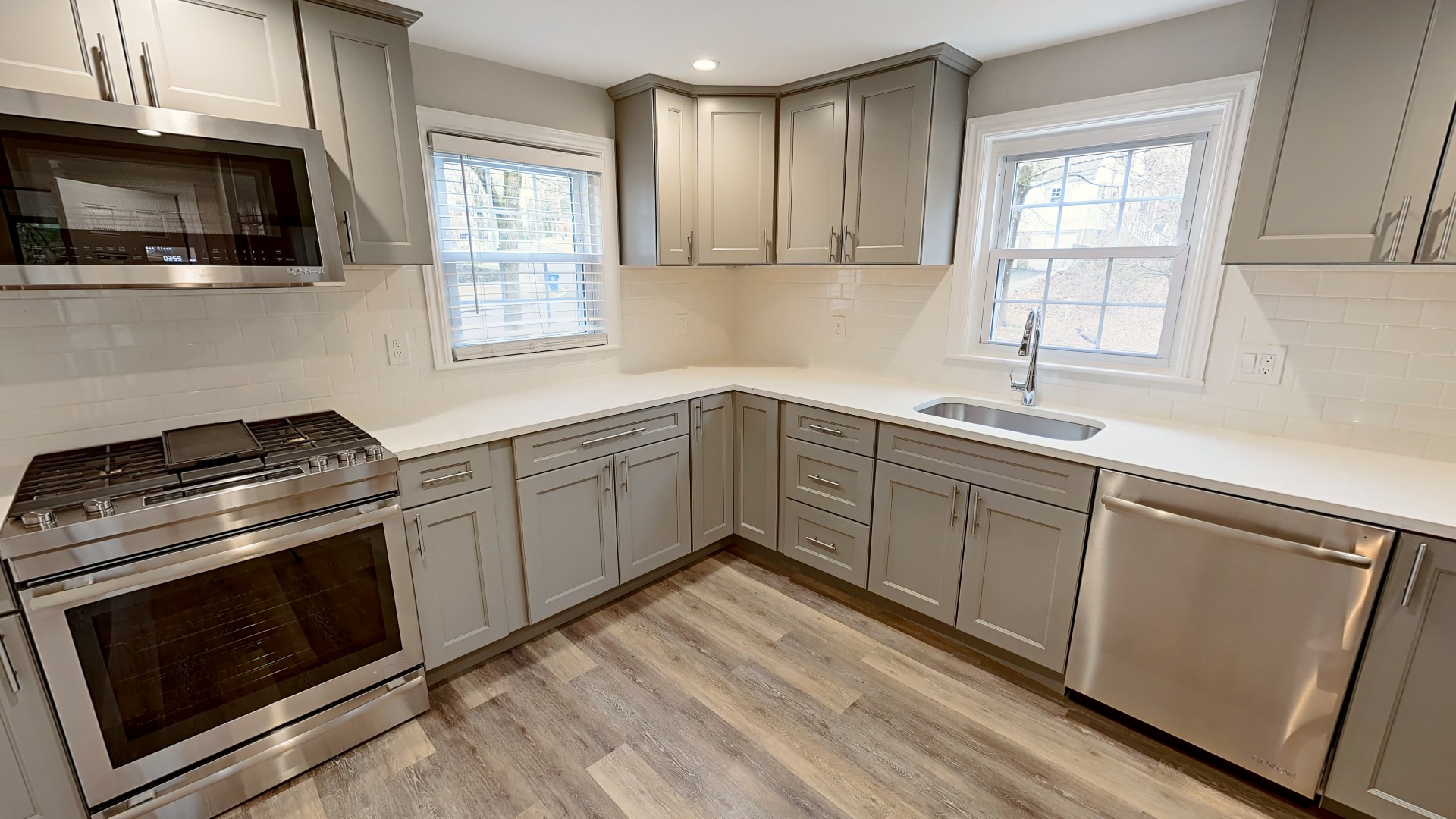 6 bed, 3 bath apartment for rent at 23 Drew Rd, Chestnut Hill — photo 3 of 17