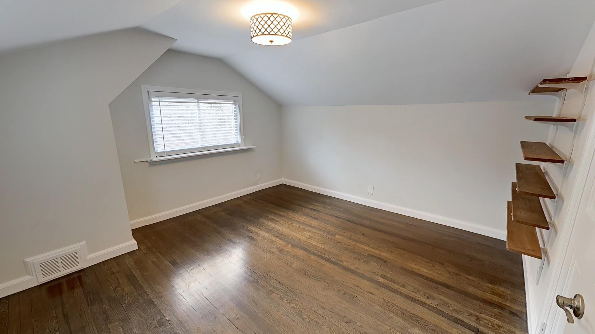 6 bed, 3 bath apartment for rent at 23 Drew Rd, Chestnut Hill — photo 13 of 17
