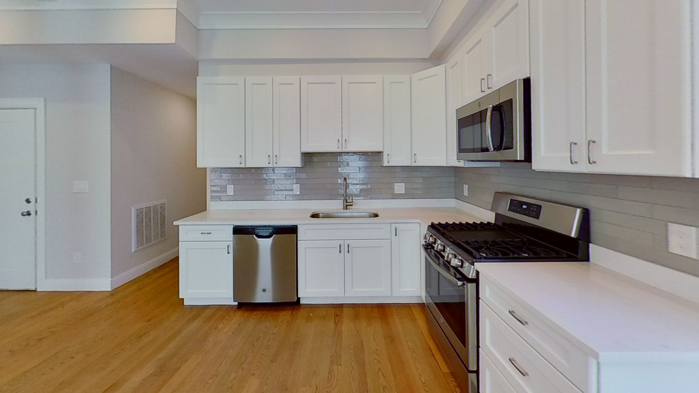 3 bed, 2 bath apartment for rent at 68 Day St Unit 3, Jamaica Plain — photo 1 of 12