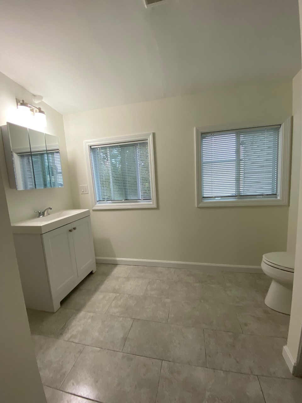 92 Maple St, Dorchester