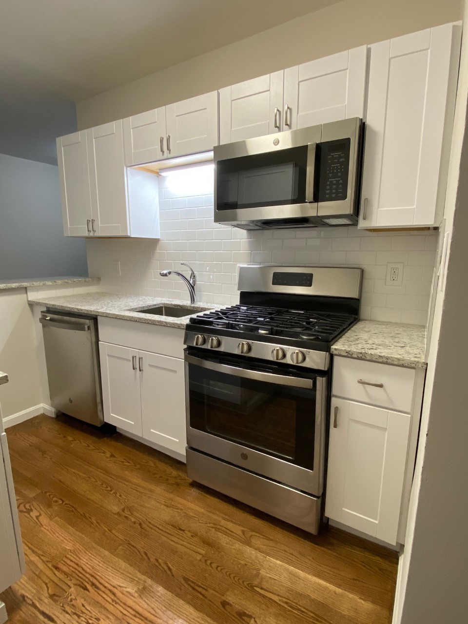 92 Maple St, Dorchester