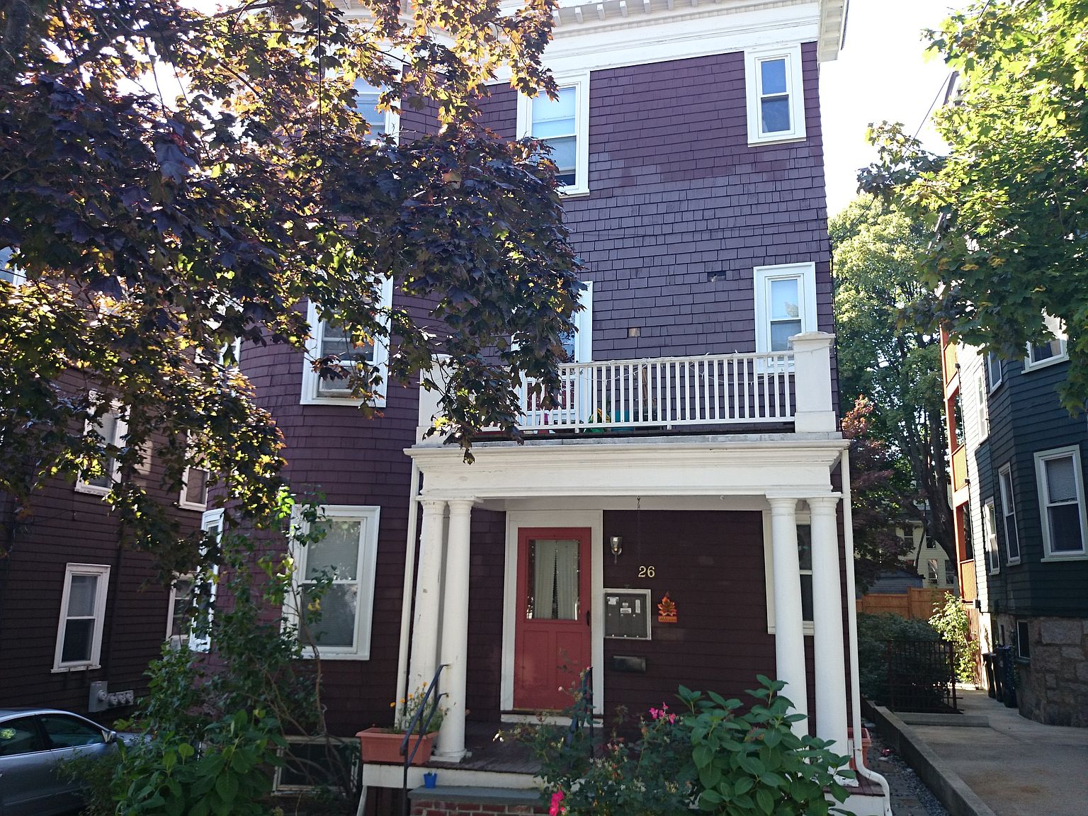 3 bed, 1 bath apartment for rent at 26 Bigelow St Unit 1, Boston — photo 1 of 9