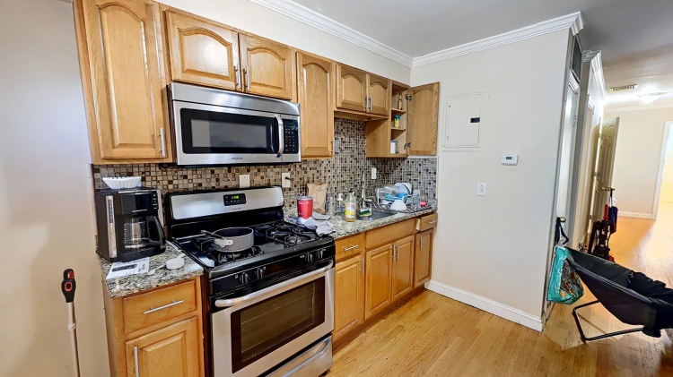 3381 Washington St, Jamaica Plain