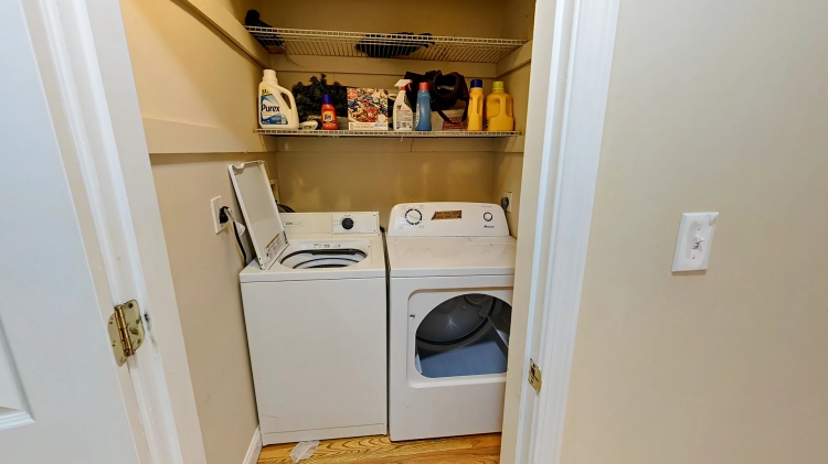 3381 Washington St, Jamaica Plain