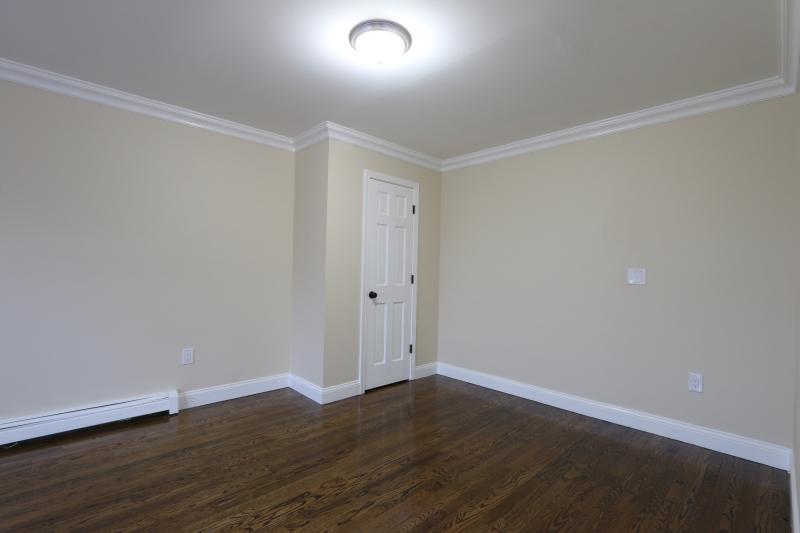 10 Guild St, Roxbury