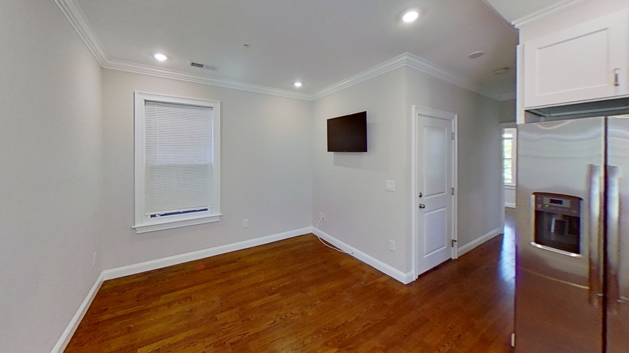 36 Monmouth St, East Boston