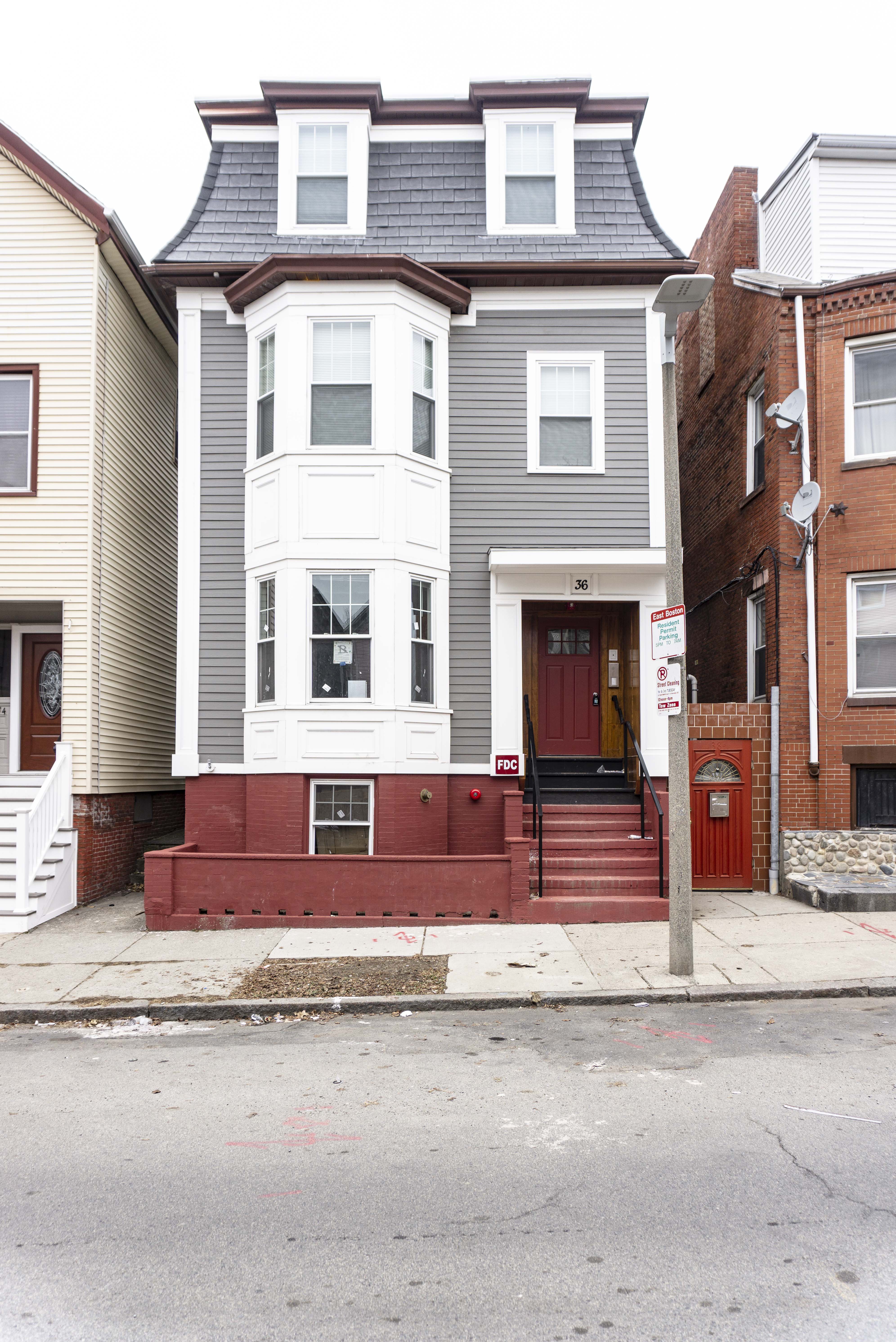 36 Monmouth St, East Boston