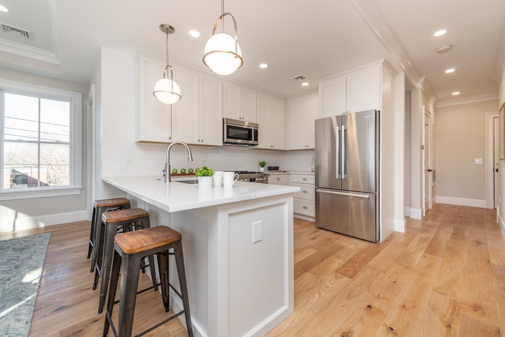 106 Forest Hills St, Jamaica Plain