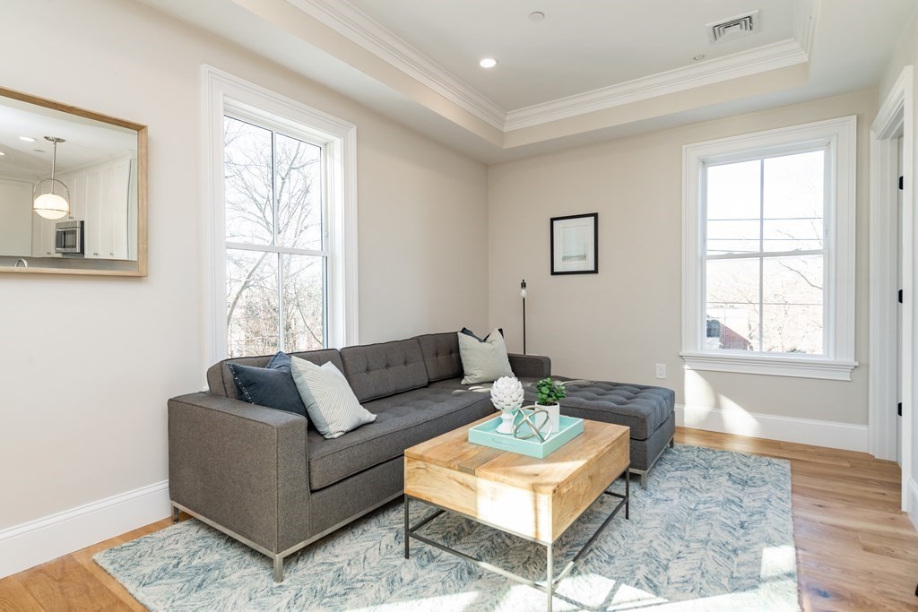 106 Forest Hills St, Jamaica Plain