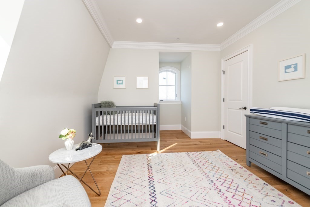 106 Forest Hills St, Jamaica Plain