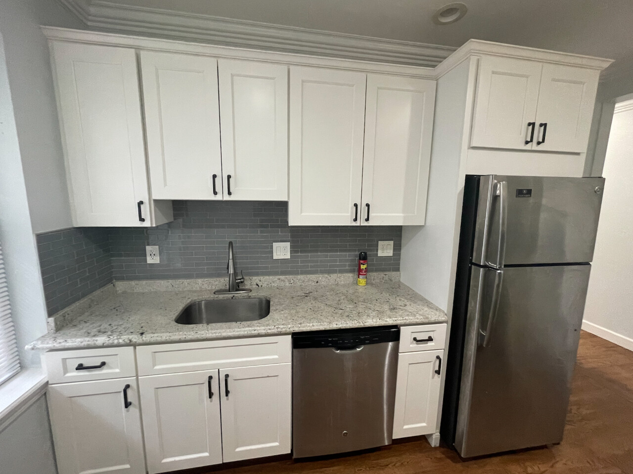 435 Walnut Ave, Roxbury