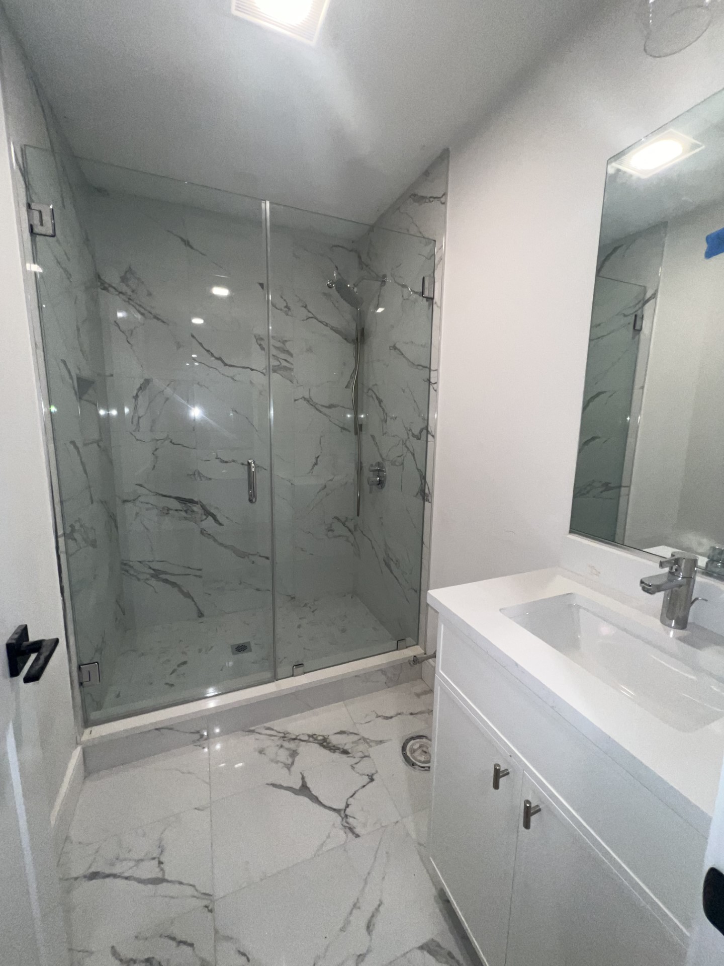 9 Everett Sq, Allston