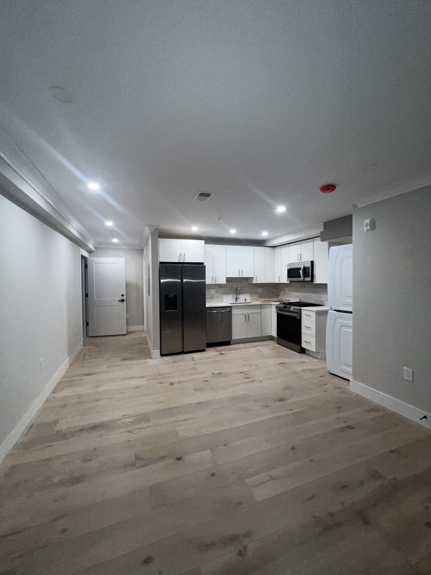 9 Everett St, Allston