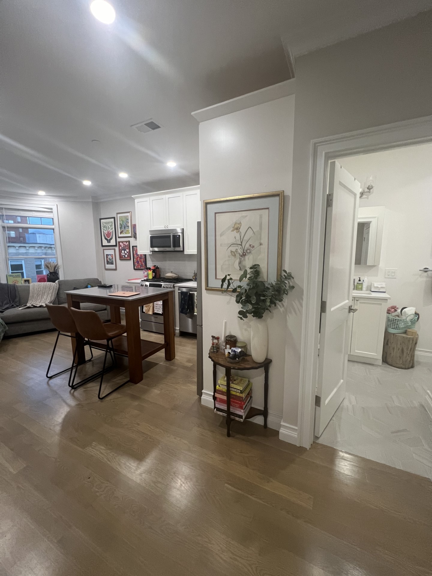 14 Mount Hood Rd, Brighton