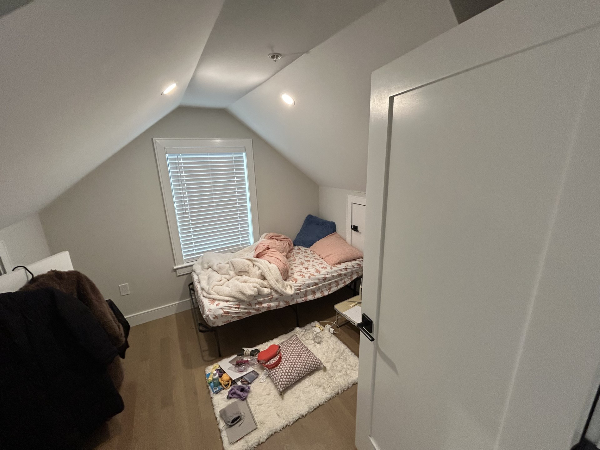 13 Greylock Rd, Allston