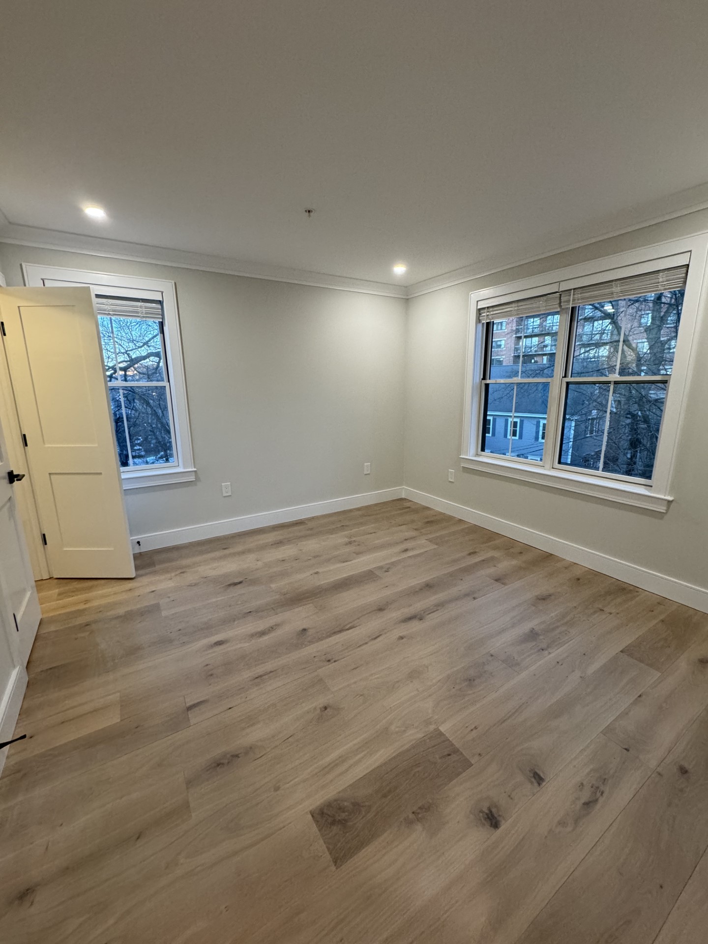 9 Everett St, Allston