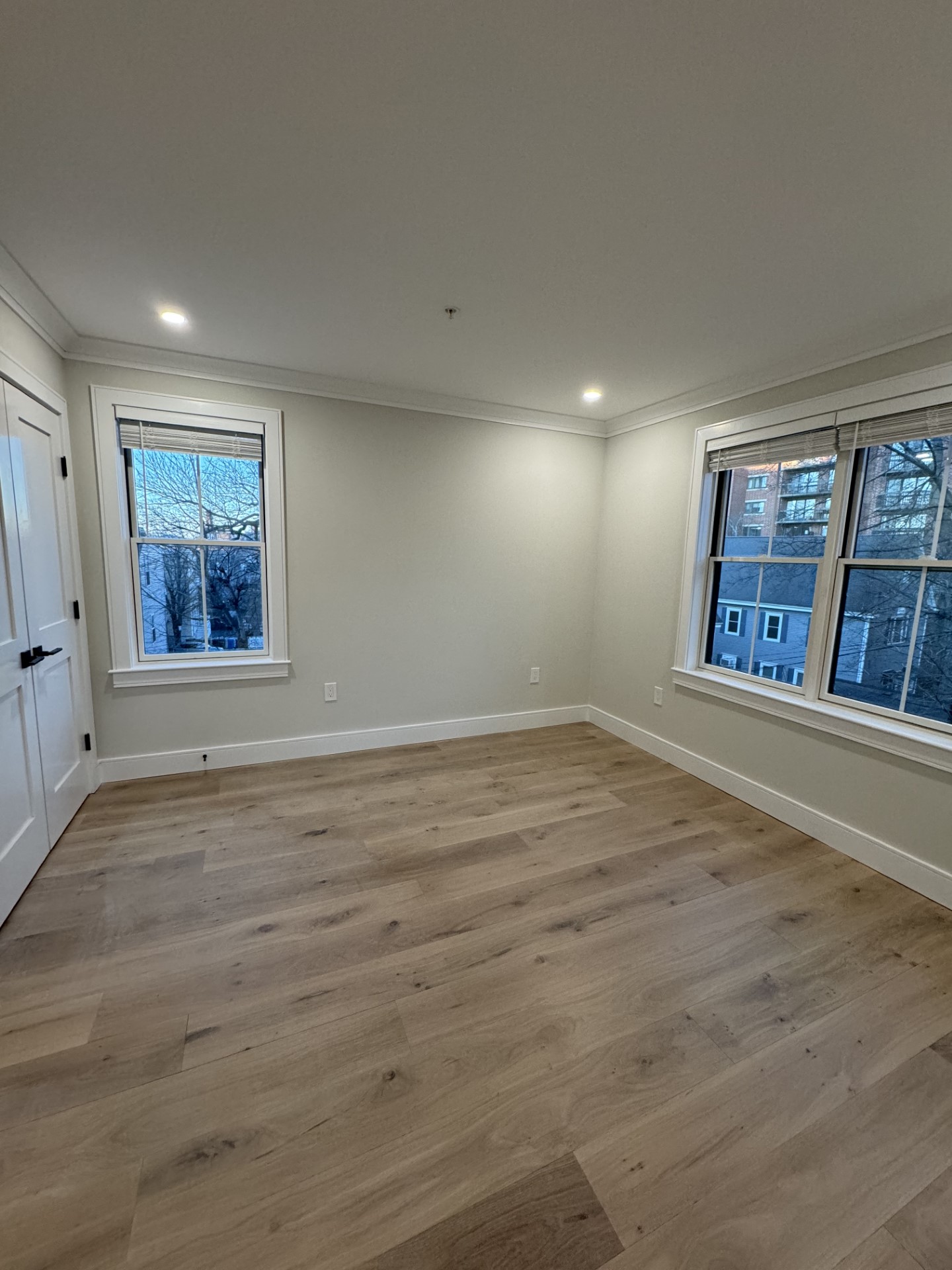 9 Everett St, Allston