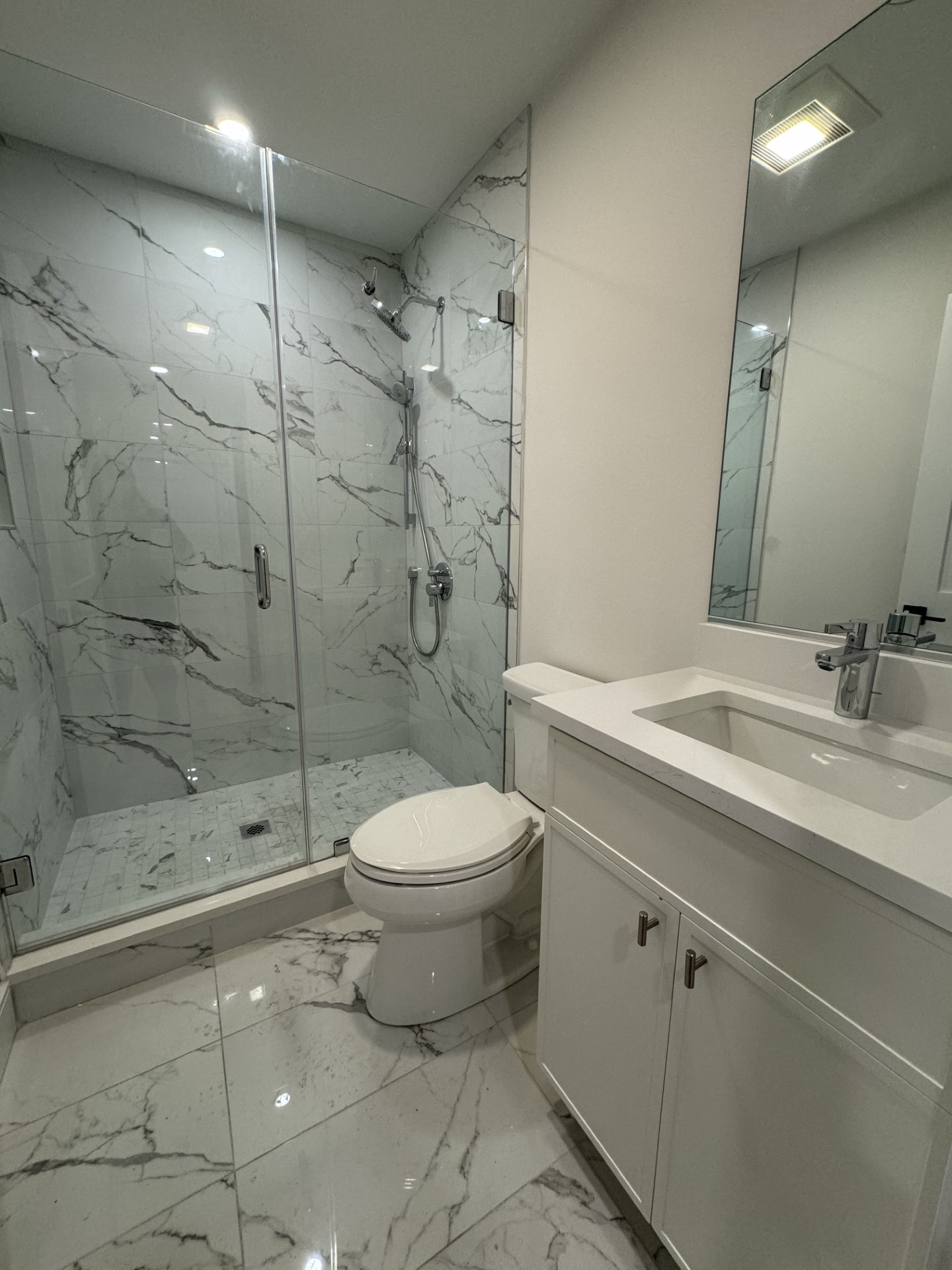 9 Everett Sq, Allston