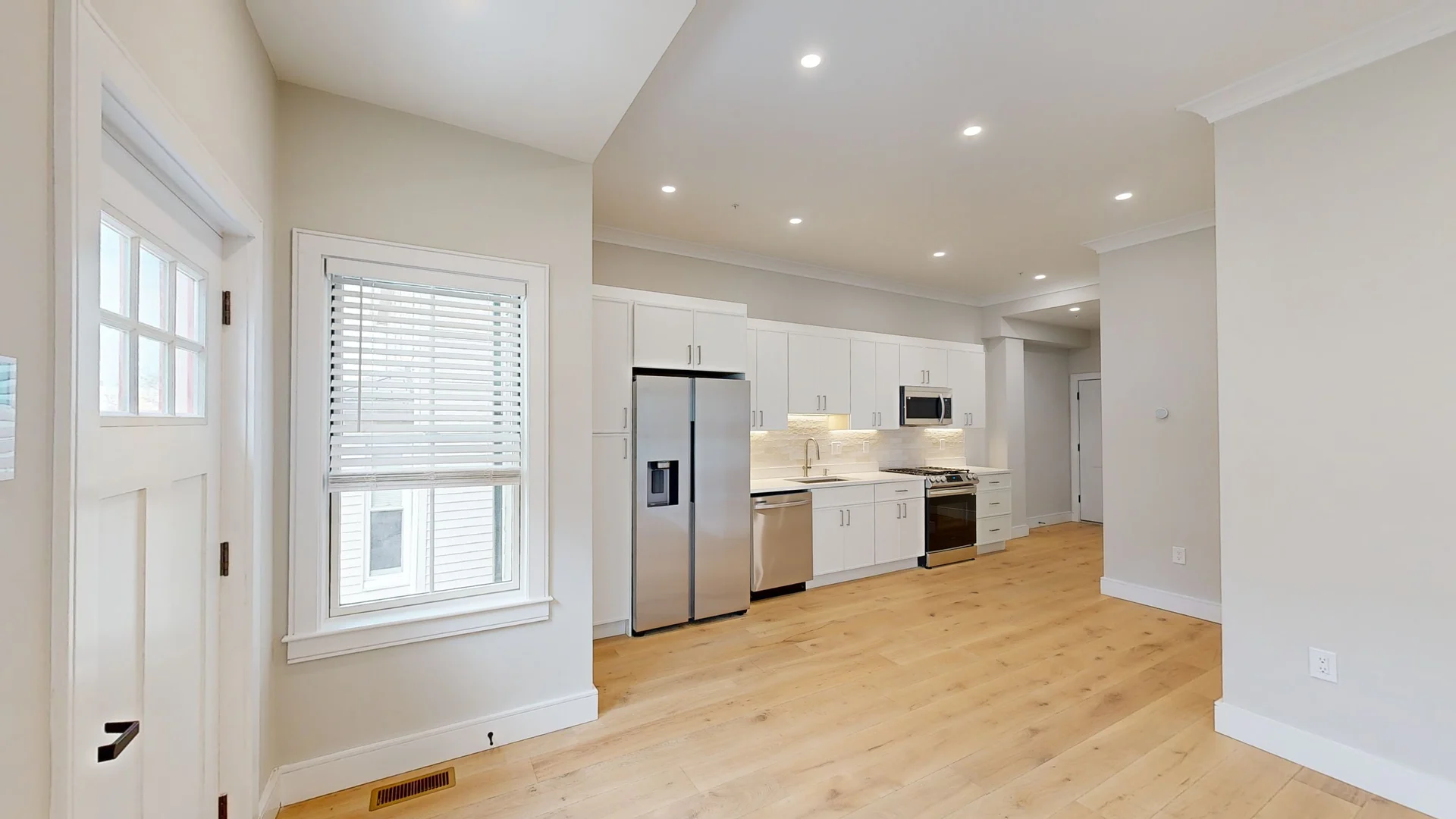 9 Everett St, Allston