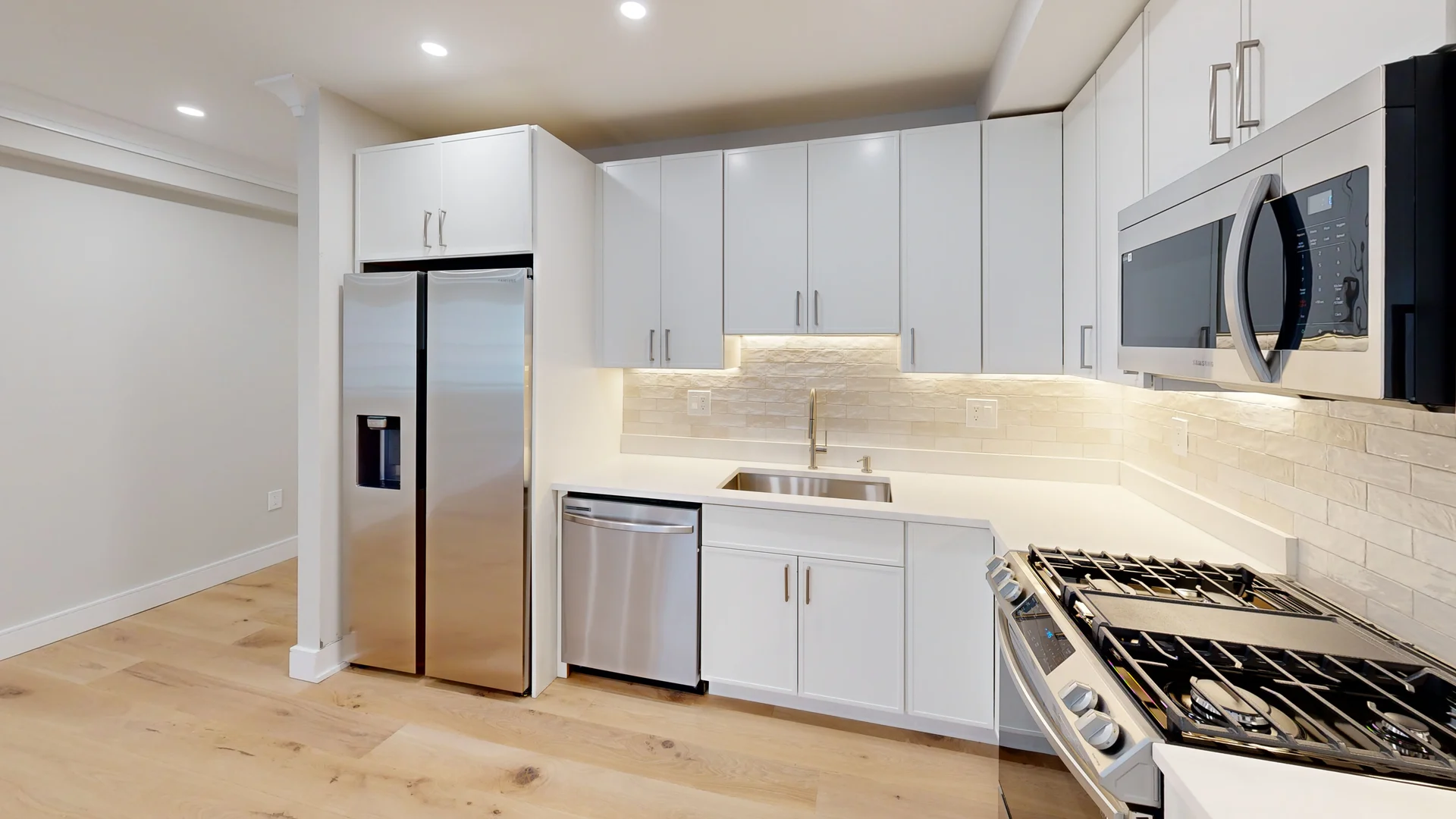 9 Everett St, Allston