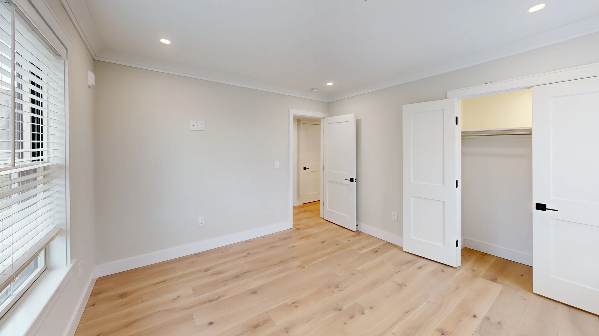 9 Everett St, Allston